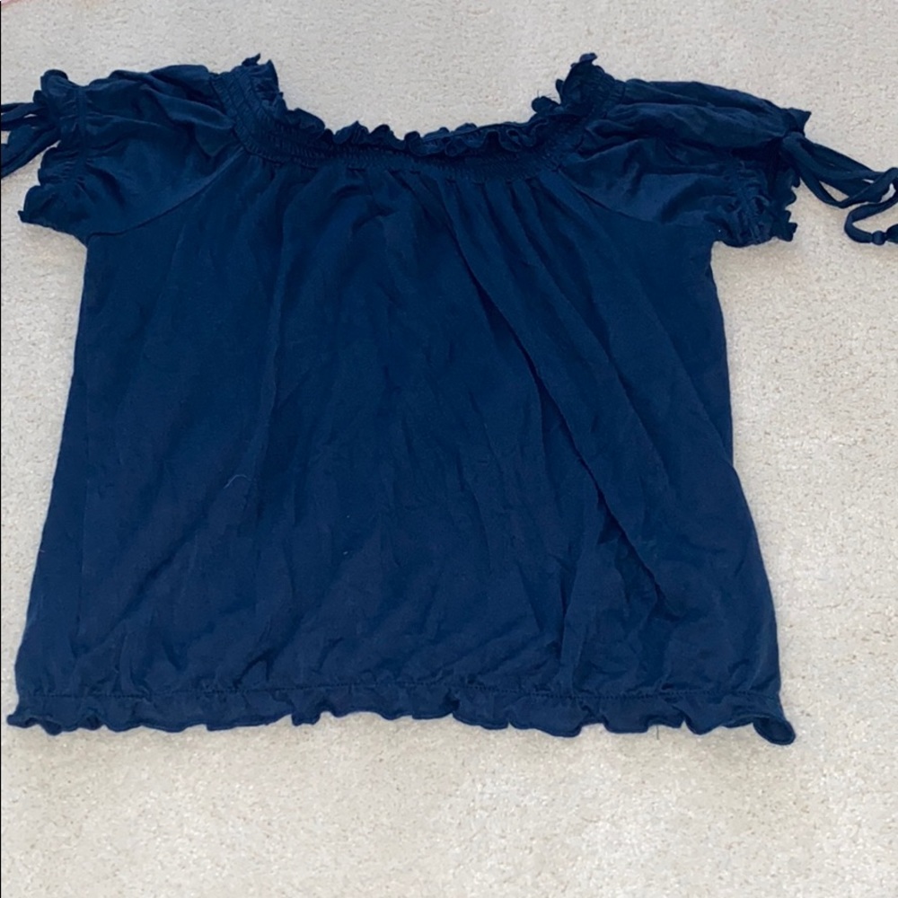 Off the shoulder ruffle shirt